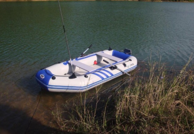 collapsible inflatable fishing boat.jpg